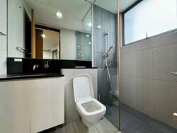 Huit (D26), Terrace #439969551